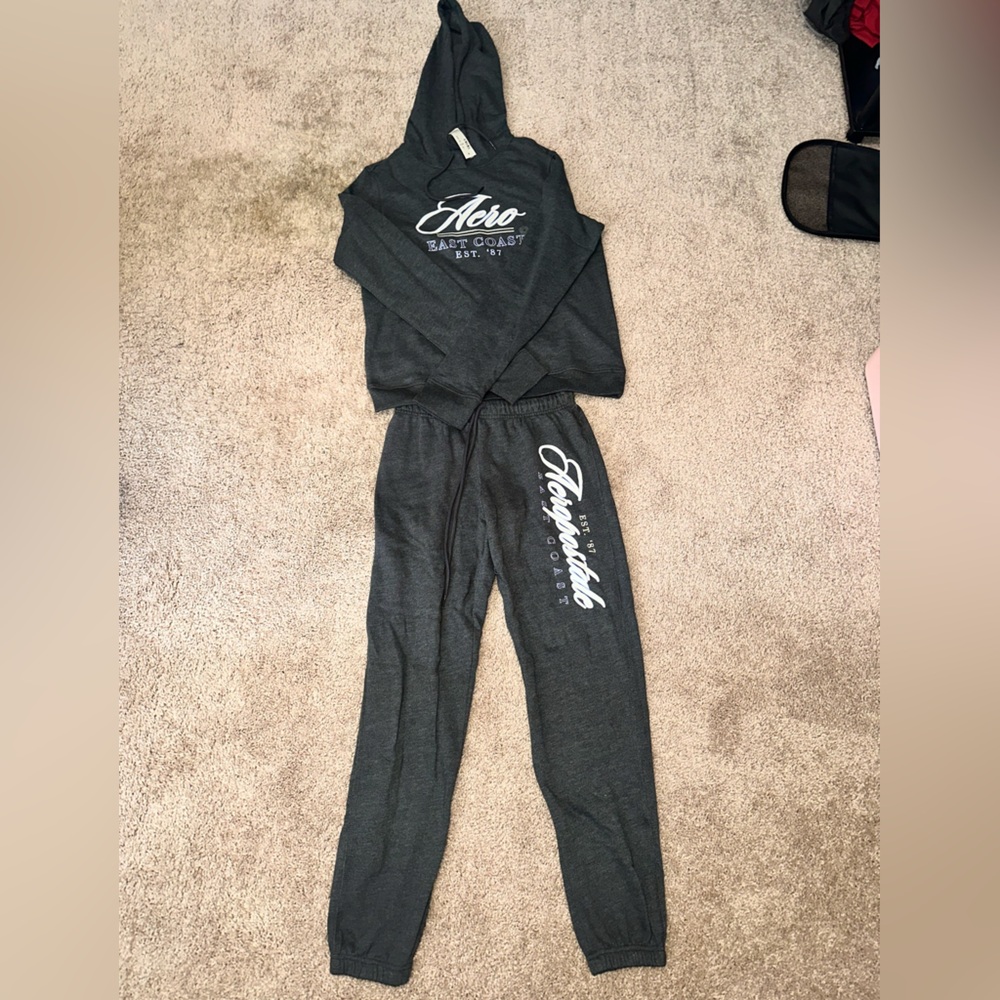 NEW WITH TAGS Gray Sweatpants ONLY